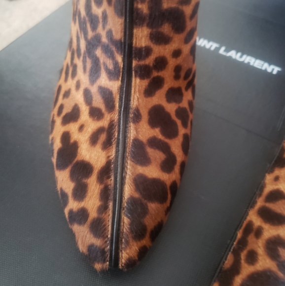 (YSL) Yves Saint Laurent 105 Lou Leopard Print  Zip Pony Spot Boot - Picture 3 of 10